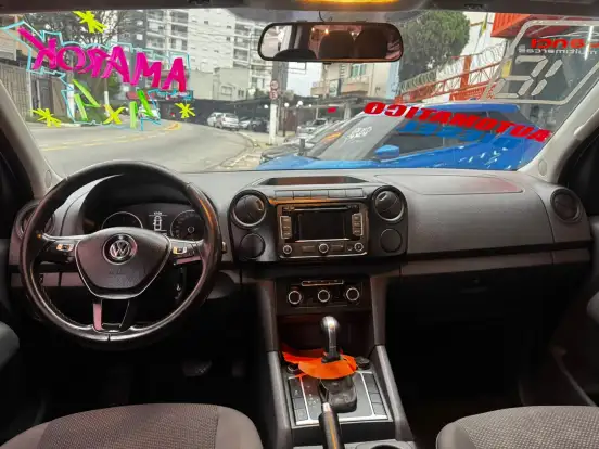 VOLKSWAGEN-AMAROK-2016
