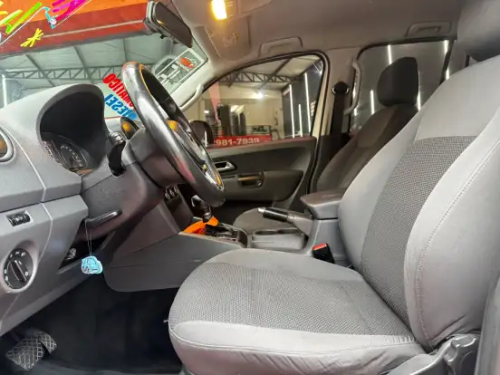 VOLKSWAGEN-AMAROK-2016