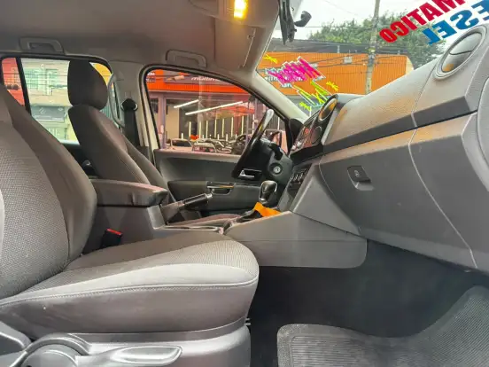 VOLKSWAGEN-AMAROK-2016
