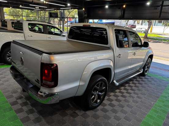 VOLKSWAGEN-AMAROK-2018