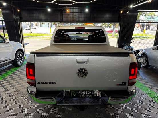 VOLKSWAGEN-AMAROK-2.0 HIGHLINE 4X4 CD 16V TURBO INTERCOOLER DIESEL 4P AUTOMÁTICO VOLKSWAGEN-AMAROK-2018