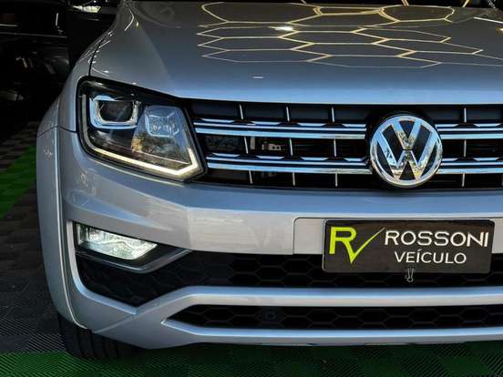 VOLKSWAGEN-AMAROK-2018