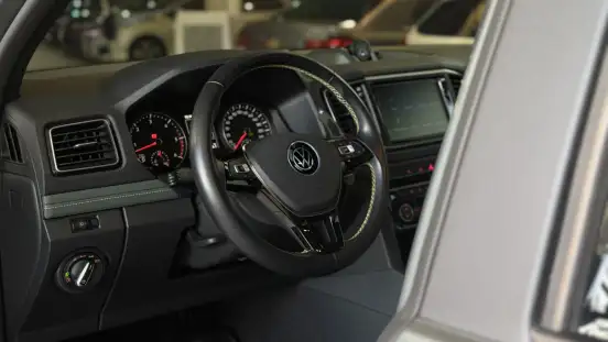 VOLKSWAGEN-AMAROK-2024