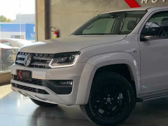 VOLKSWAGEN-AMAROK-3.0 V6 TDI DIESEL HIGHLINE CD 4MOTION AUTOMÁTICO VOLKSWAGEN-AMAROK-2024