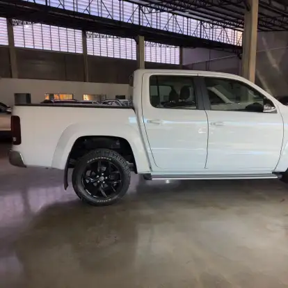 VOLKSWAGEN-AMAROK-2024