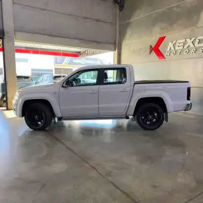 VOLKSWAGEN-AMAROK-2024