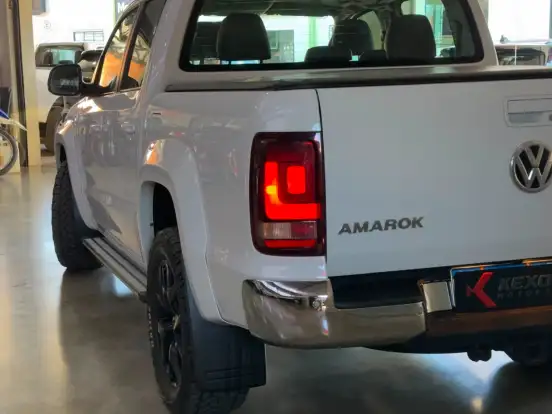 VOLKSWAGEN-AMAROK-3.0 V6 TDI DIESEL HIGHLINE CD 4MOTION AUTOMÁTICO VOLKSWAGEN-AMAROK-2024