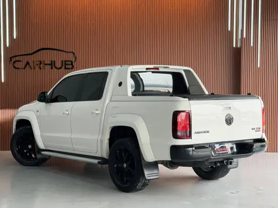 VOLKSWAGEN-AMAROK-2018