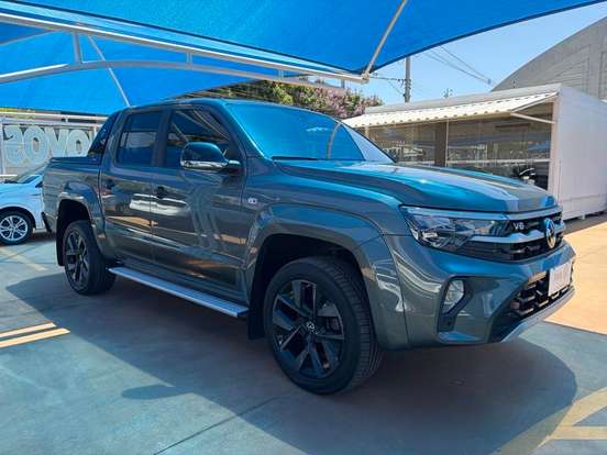 VOLKSWAGEN-AMAROK-2025