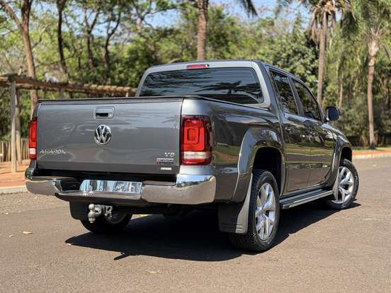 VOLKSWAGEN-AMAROK-3.0 V6 TDI DIESEL HIGHLINE CD 4MOTION AUTOMÁTICO VOLKSWAGEN-AMAROK-2021
