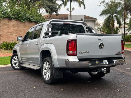 VOLKSWAGEN-AMAROK-2018