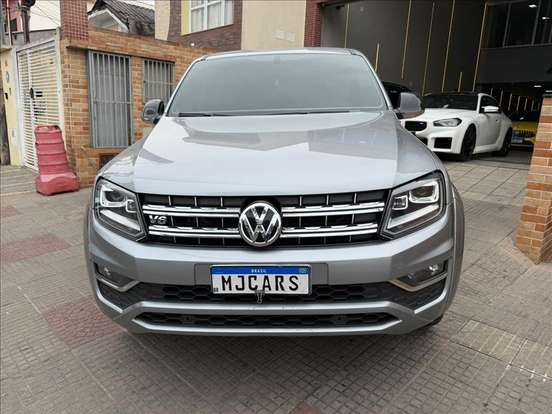 VOLKSWAGEN-AMAROK-2023