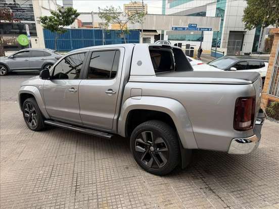 VOLKSWAGEN-AMAROK-2023