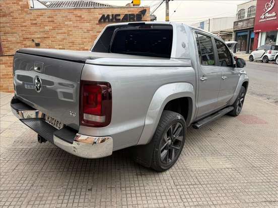 VOLKSWAGEN-AMAROK-2023