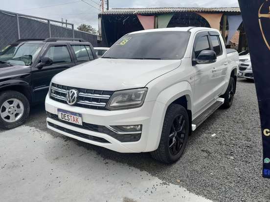 VOLKSWAGEN-AMAROK-2017