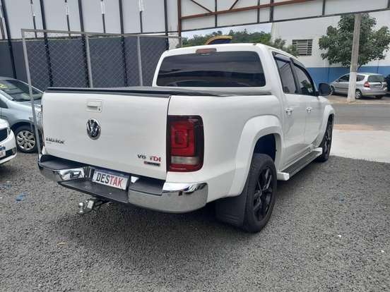 VOLKSWAGEN-AMAROK-3.0 V6 TDI DIESEL HIGHLINE EXTREME CD 4MOTION AUTOMÁTICO VOLKSWAGEN-AMAROK-2017