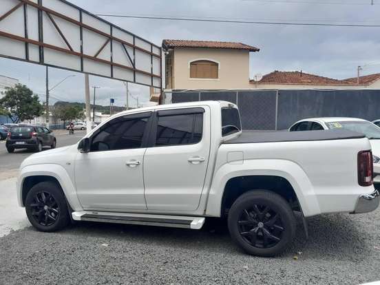 VOLKSWAGEN-AMAROK-3.0 V6 TDI DIESEL HIGHLINE EXTREME CD 4MOTION AUTOMÁTICO VOLKSWAGEN-AMAROK-2017
