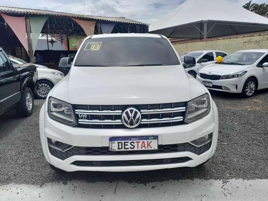 VOLKSWAGEN-AMAROK-2017