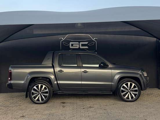 VOLKSWAGEN-AMAROK-2023