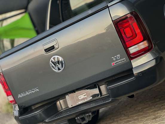 VOLKSWAGEN-AMAROK-2023