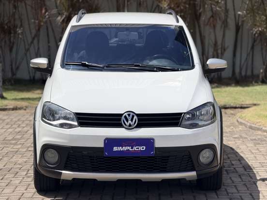 VOLKSWAGEN-CROSSFOX-2013
