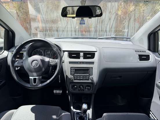 VOLKSWAGEN-CROSSFOX-2013