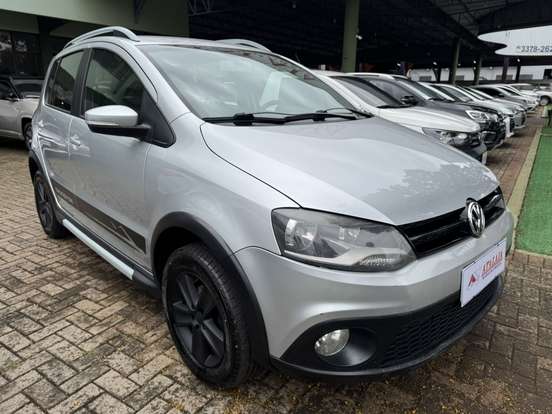 VOLKSWAGEN-CROSSFOX-1.6 MI FLEX 8V 4P MANUAL VOLKSWAGEN-CROSSFOX-2010