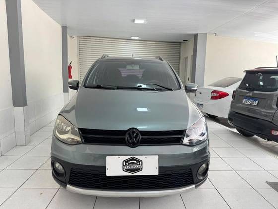 VOLKSWAGEN CROSSFOX 1.6 MI FLEX 8V 4P MANUAL