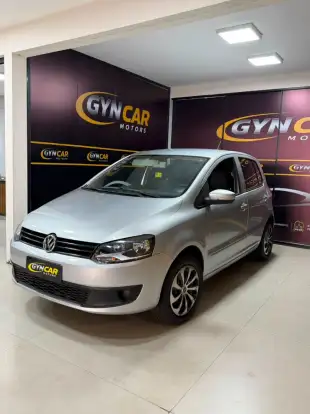 VOLKSWAGEN-FOX-2011