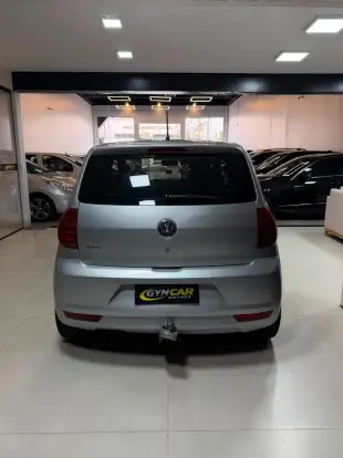 VOLKSWAGEN-FOX-2011