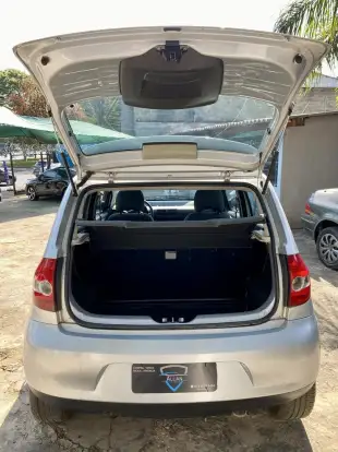 VOLKSWAGEN-FOX-2009