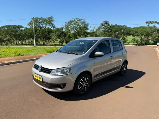VOLKSWAGEN-FOX-1.6 MI 8V FLEX 4P AUTOMATIZADO VOLKSWAGEN-FOX-2010