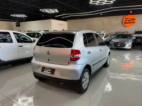 VOLKSWAGEN-FOX-2009