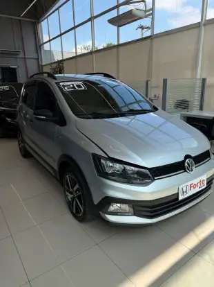VOLKSWAGEN-FOX-2019