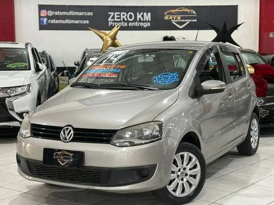 VOLKSWAGEN-FOX-2013