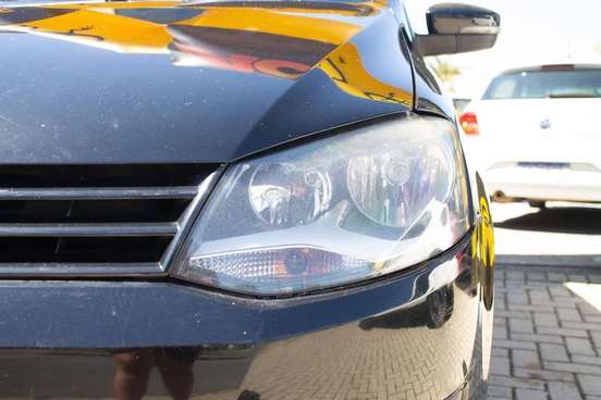 VOLKSWAGEN-FOX-2014