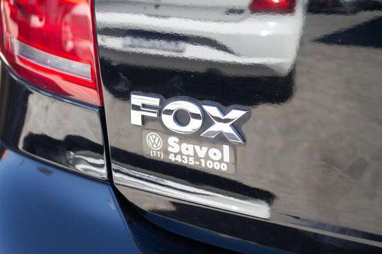 VOLKSWAGEN-FOX-2014