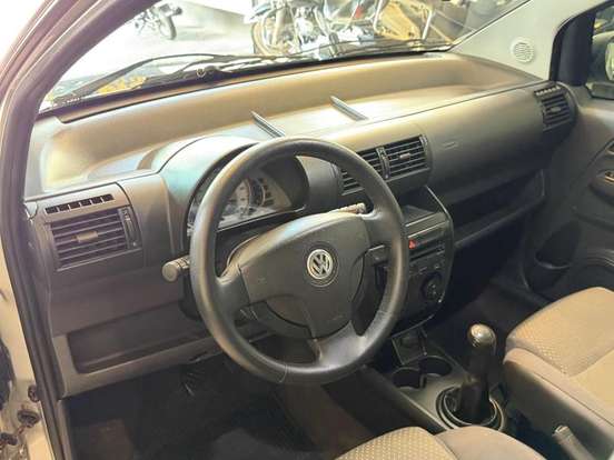 VOLKSWAGEN-FOX-2008