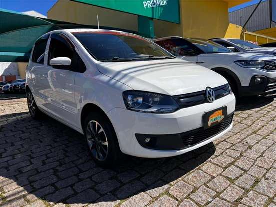 VOLKSWAGEN-FOX-2013
