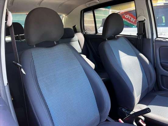 VOLKSWAGEN-FOX-2013
