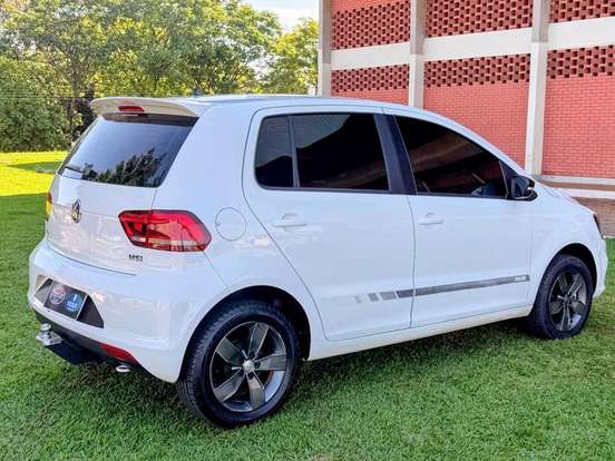 VOLKSWAGEN-FOX-1.0 MPI BLUEMOTION 12V FLEX 4P MANUAL VOLKSWAGEN-FOX-2016