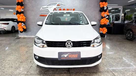 VOLKSWAGEN-FOX-1.6 MI 8V FLEX 4P AUTOMATIZADO VOLKSWAGEN-FOX-2014