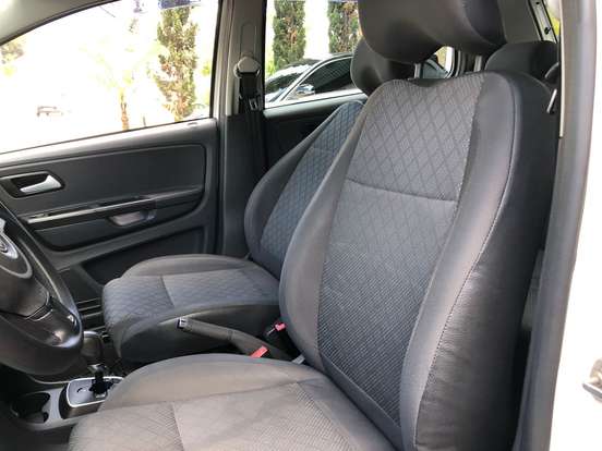 VOLKSWAGEN-FOX-1.6 MI 8V FLEX 4P AUTOMATIZADO VOLKSWAGEN-FOX-2014