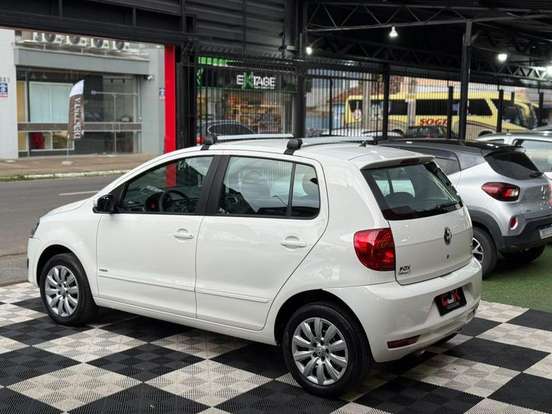 VOLKSWAGEN-FOX-1.6 MI 8V FLEX 4P MANUAL VOLKSWAGEN-FOX-2014