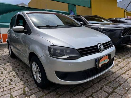 VOLKSWAGEN-FOX-1.6 MI 8V FLEX 4P MANUAL VOLKSWAGEN-FOX-2014