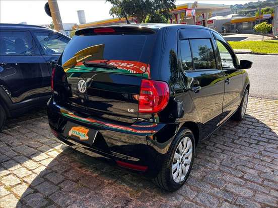 VOLKSWAGEN-FOX-2012