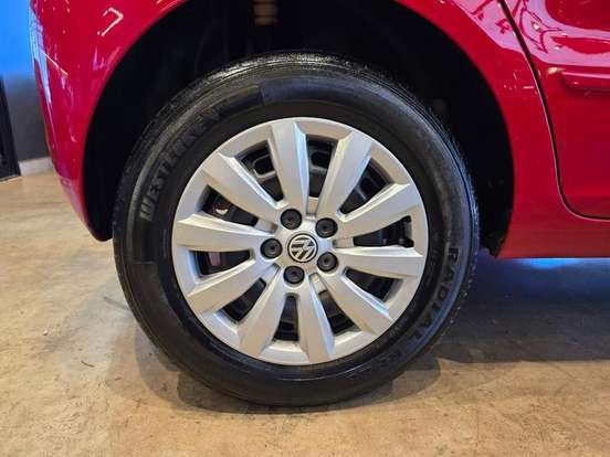 VOLKSWAGEN-FOX-1.6 MI 8V FLEX 4P MANUAL VOLKSWAGEN-FOX-2014