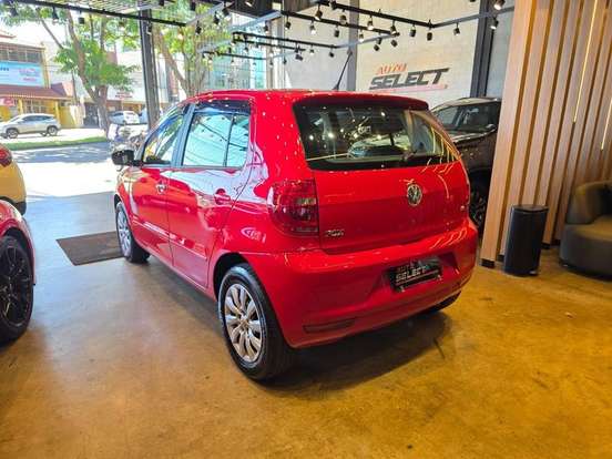 VOLKSWAGEN-FOX-1.6 MI 8V FLEX 4P MANUAL VOLKSWAGEN-FOX-2014