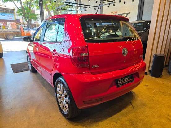 VOLKSWAGEN-FOX-2014