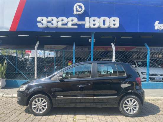VOLKSWAGEN-FOX-2014